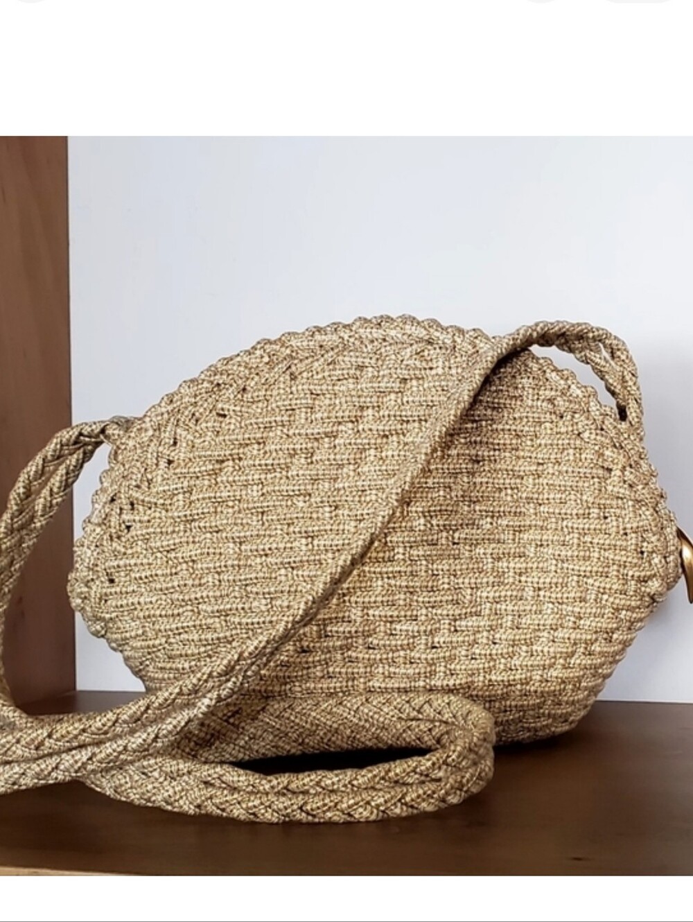 De Vecchi Hamilton Hodge Woven Tan/Gold Clamshell Crossbody/Shoulder Bag NWOT